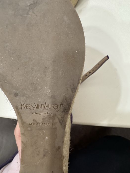 Босоніжки танкетка