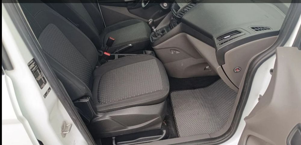 FORD TOURNEO CONNECT 2019 || покоління (FL)