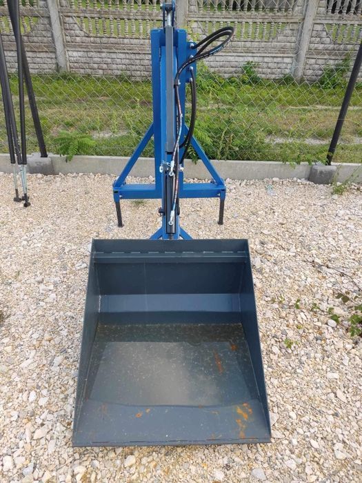 Solidny ładowacz z łyżką na tylni tuz- łyżka do traktora TRANSPORT