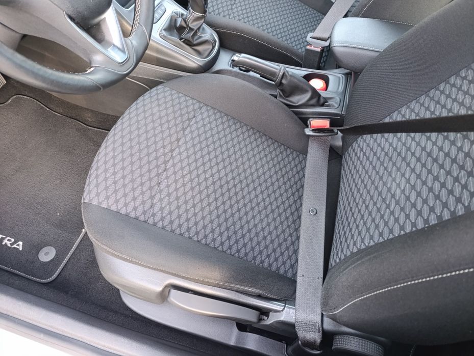 Опель Астра К 1.4 турбо