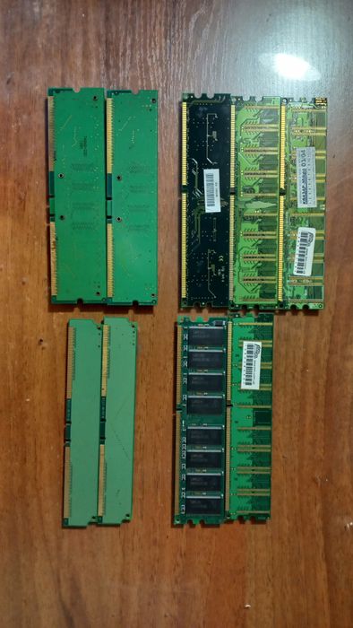 Материнські плати, відеокарти, карти відеозахвату, оперативна пам'ять