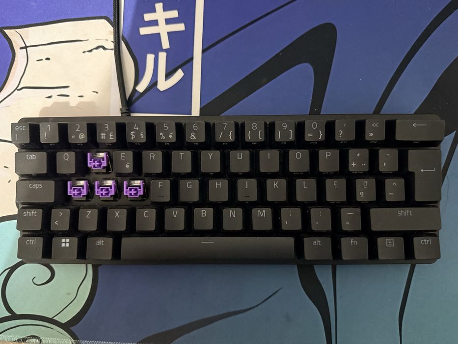 Razer Huntsman mini ( Switches purple )