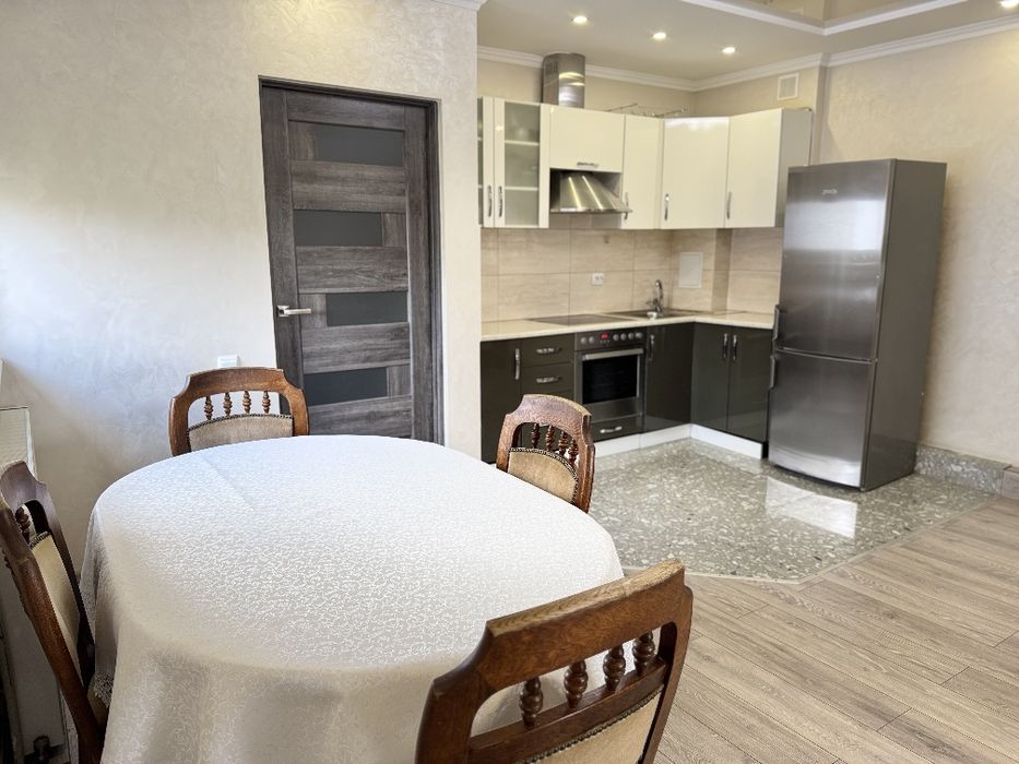 В центрі міста Самбір від власника здається 2-кімнатна квартира 47кв/м