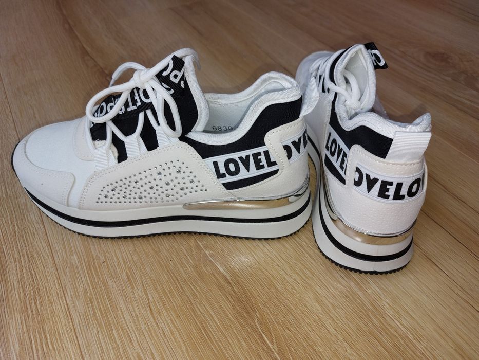 Adidasy damskie nowe