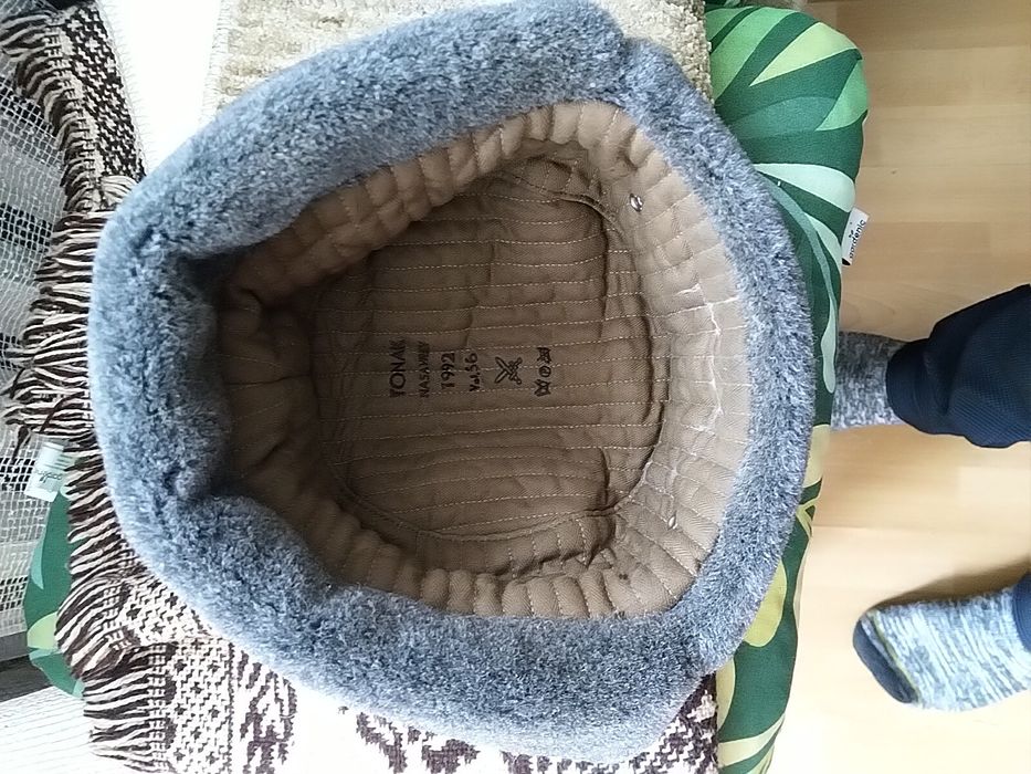 Czapka uszatka Czechosłowacja.