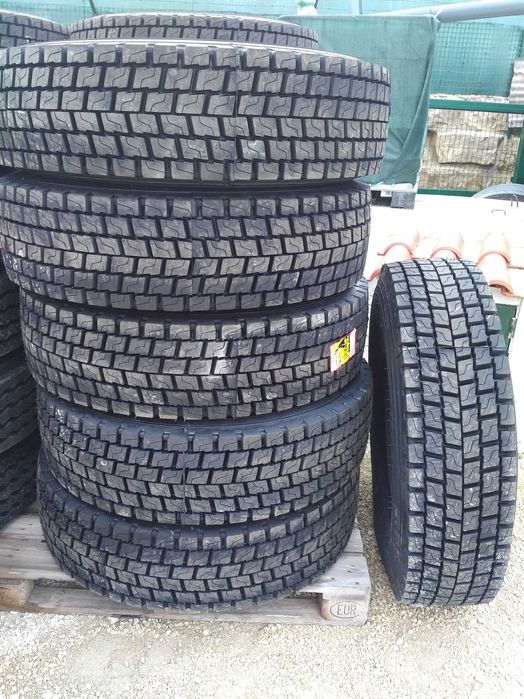 Pneus de camiao recauchutados 315/80R22.5 154/150K.