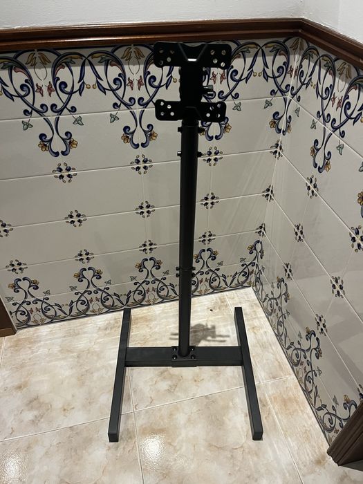 Suporte de pé para monitor