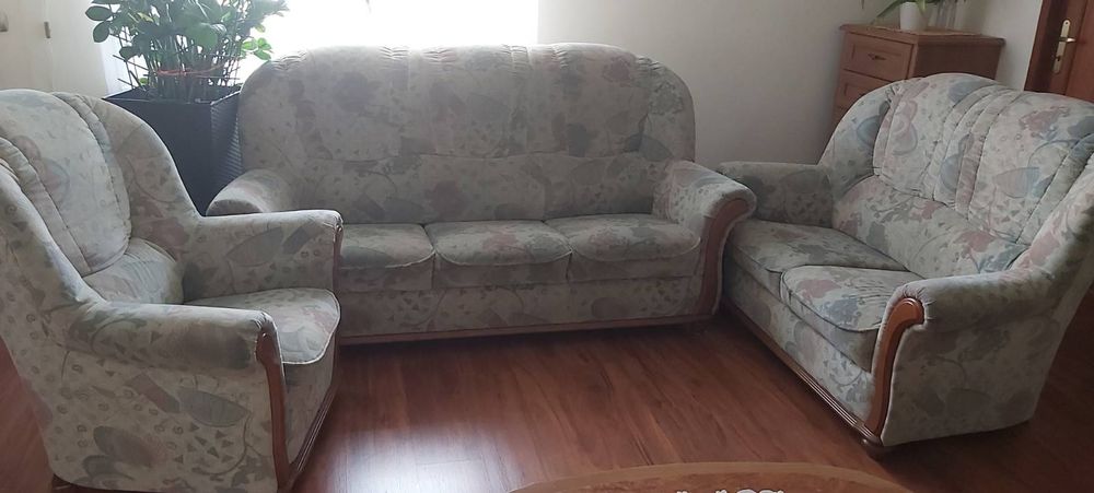 Zestaw wypoczynkowy 2x sofa + fotel