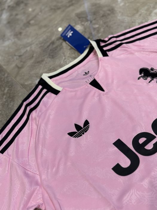 Juventus Away Jersey 26/27