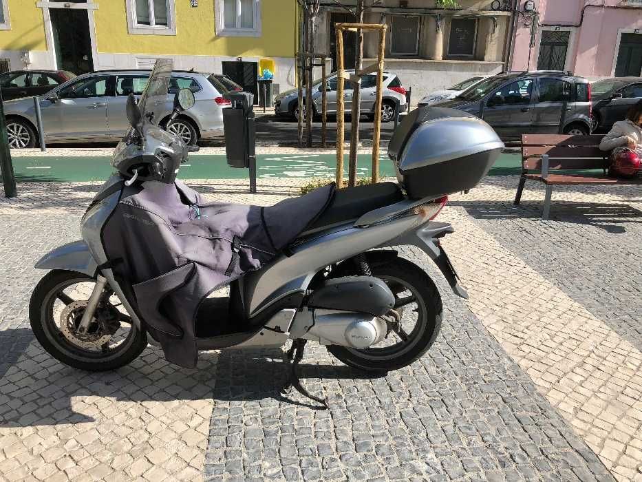 Honda SH 125 Scooter