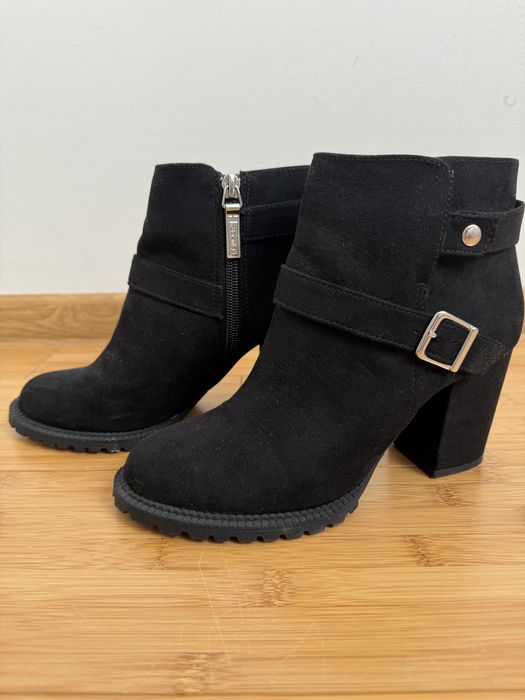 Ботильйони bershka