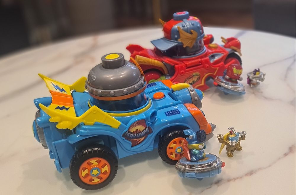 Super Zings - Speed Fury + Kid Kazoom