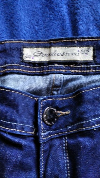 Jeansy marki GOODIES