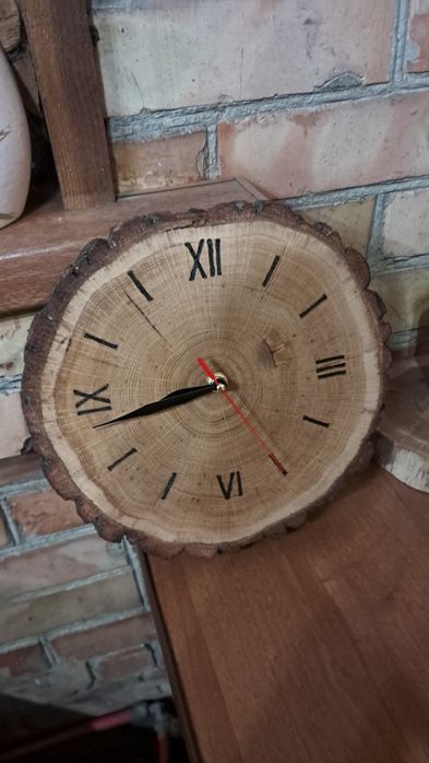 Часы ручной работы