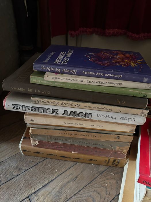 Książki różne: filozofia, teatr, angielski, historia…