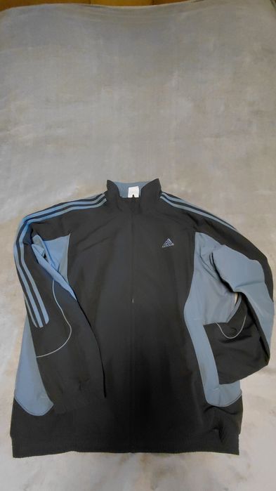 Kurtka Adidas 44/46 stan bardzo dobry
Bluza Adidas – męska, orygi