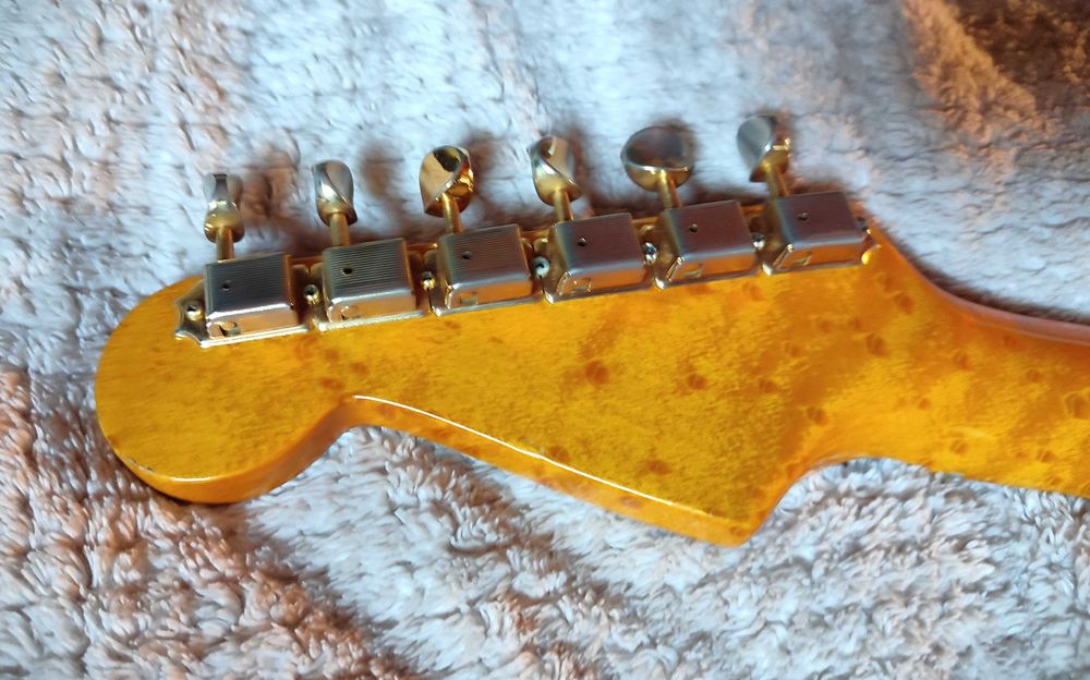 Fender Stratocaster - pickupy Tom Anderson/Seymour Duncan