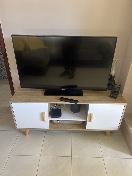 TV Philips LED – 36” (90 cm) – Excelente estado