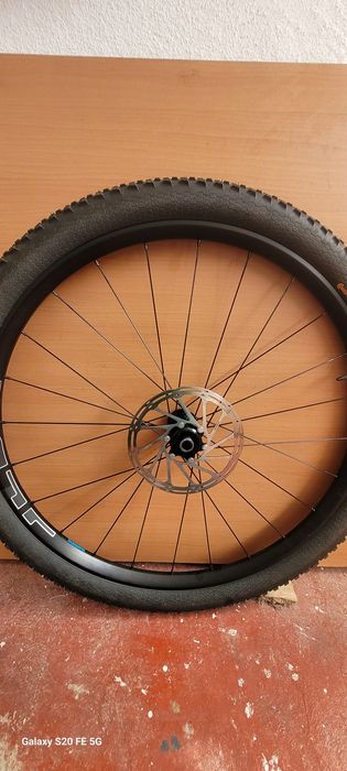 Par de rodas shimano MT601 Boost