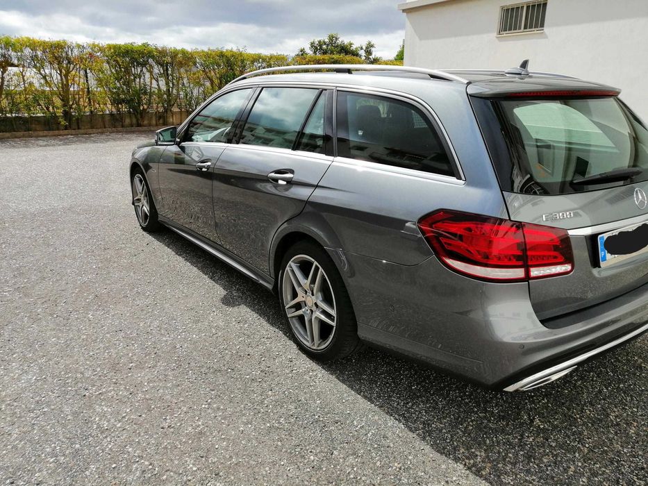 Mercedes-Benz E300 BlueTEC Hybrid Station Wagon (2015) - Edition E - Apenas 135000 Km foto 5