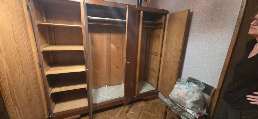 Szafa z czasów PRL