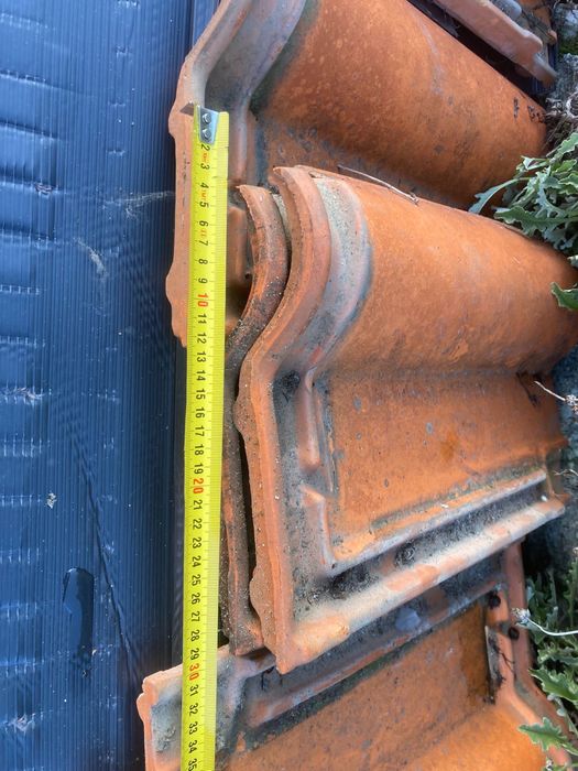 Vendo cerca de 700 telhas campos