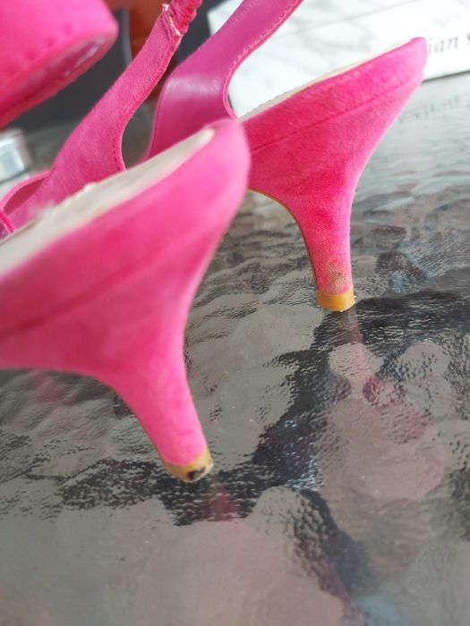 Szpilki różowe zamsz