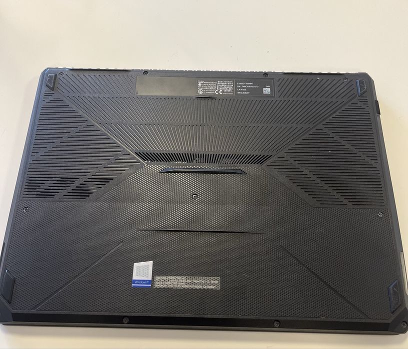 Laptop ASUS TUF Gaming FX505DD | Ryzen 5 3550H | GEFORCE GTX 1650 | 16 Gb RAM | 512 Gb SSD | Windows 11