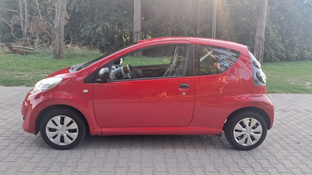 Okazja.Ładny Citroen z małym przebiegiem.