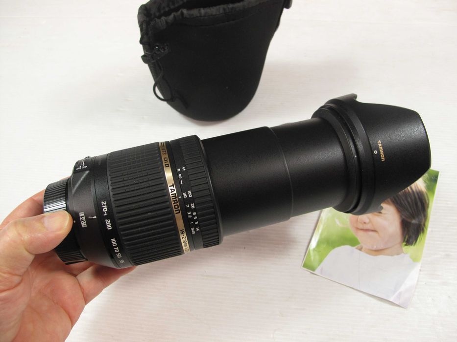 Tamron 18-270 VC (Estabilizador) quase NOVA para Nikon