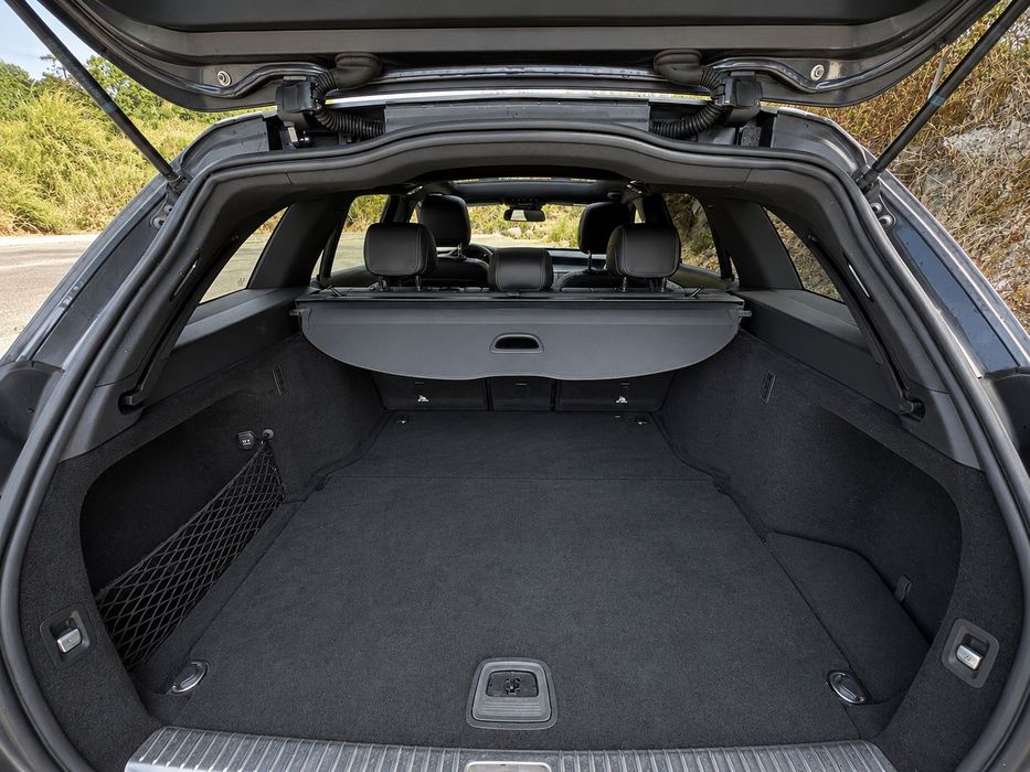 Mercedes-Benz C 220 — fotografia 11