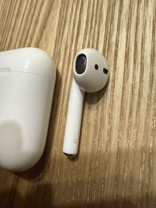 Apple Airpods 2
