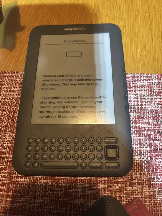 Amazon kindle 3 на запчастини
