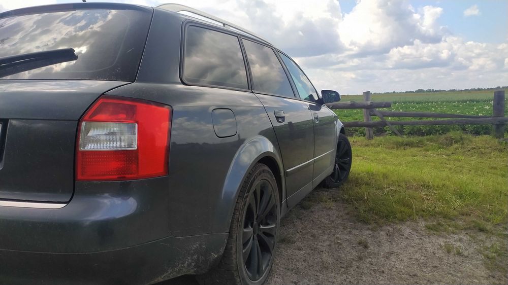 Продам Audi a4 2002р 1.9 96kw