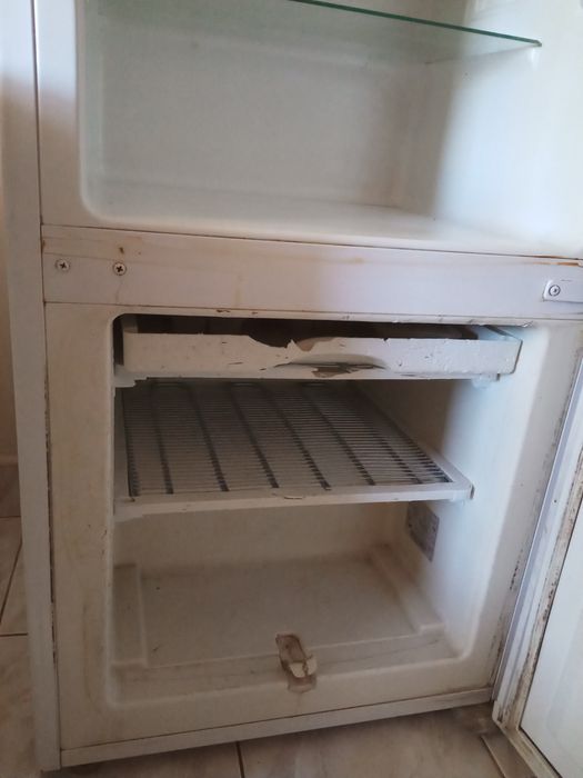 Lodówkozamrażarka  działająca