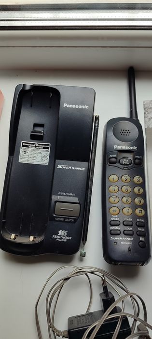 Стационарный радио телефон Panasonic