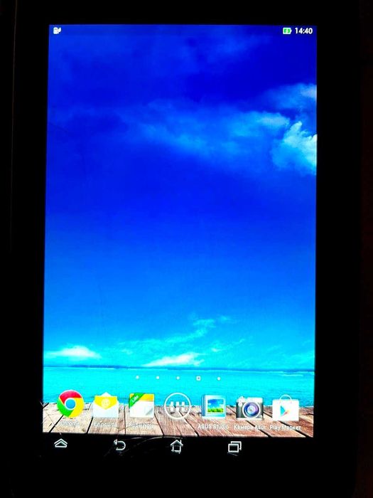 Планшет Asus MeMO Pad HD 7 K00B 4 ядра, IPS