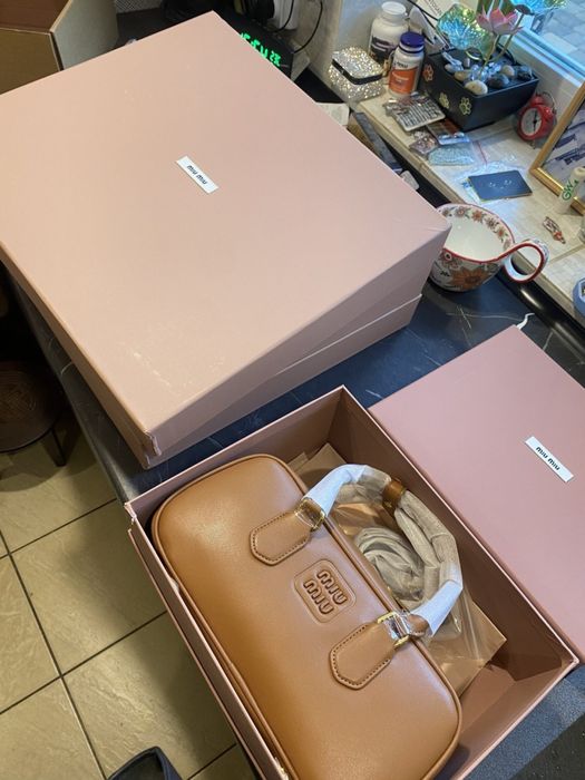 Жіноча сумка miu miu