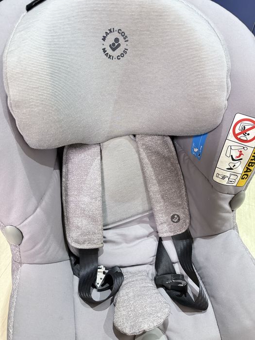 Продам автокрісло дитяче maxi cosi milofix