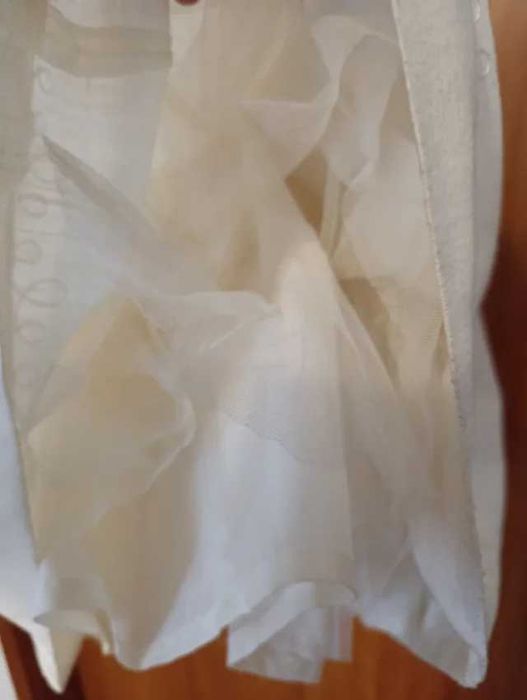Vestido de Comunhão branco com bordado