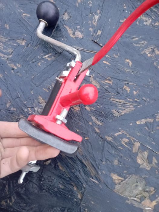 Бур машинка ручная универсальная