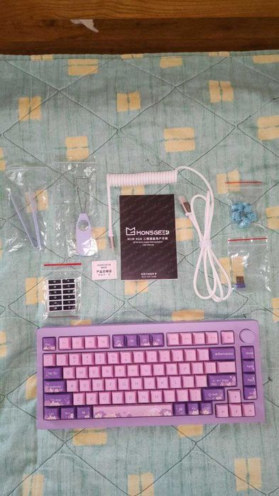 Клавиатура Monsgeek m1w Lilac