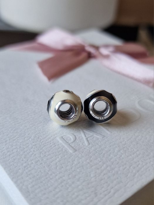 Conta Yin & Yang da Pandora