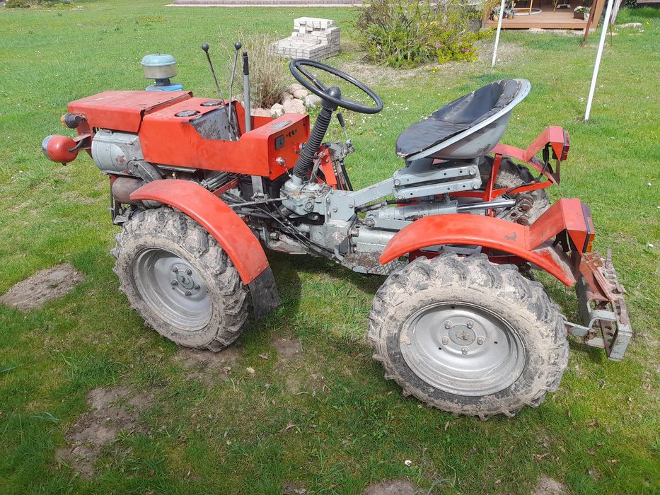 Traktor ogrodowy TZ4K14
