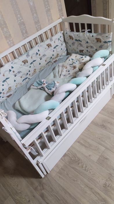 Бортики в дитяче ліжечко