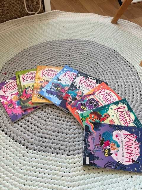 Coleção 8 volumes Anna kadabra