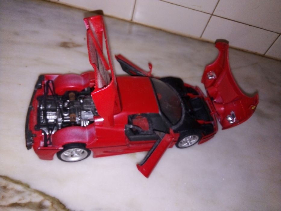 Ferrari F50 1 Escala 1:18