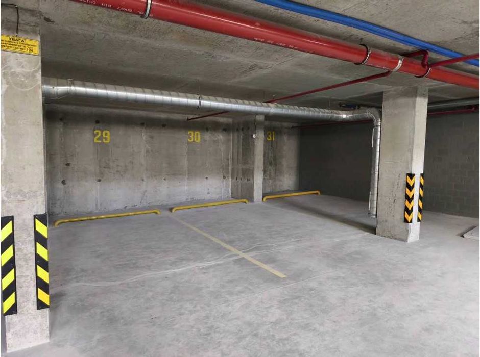 Оренда паркомісця,паркінг,гараж від власника с.Брюховичі,вул.Широка 22