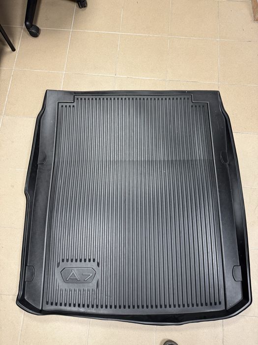 OEM Mata bagażnika Audi A7 / S7 (C8) 4K - Gumowa wkładka, Dedykowana