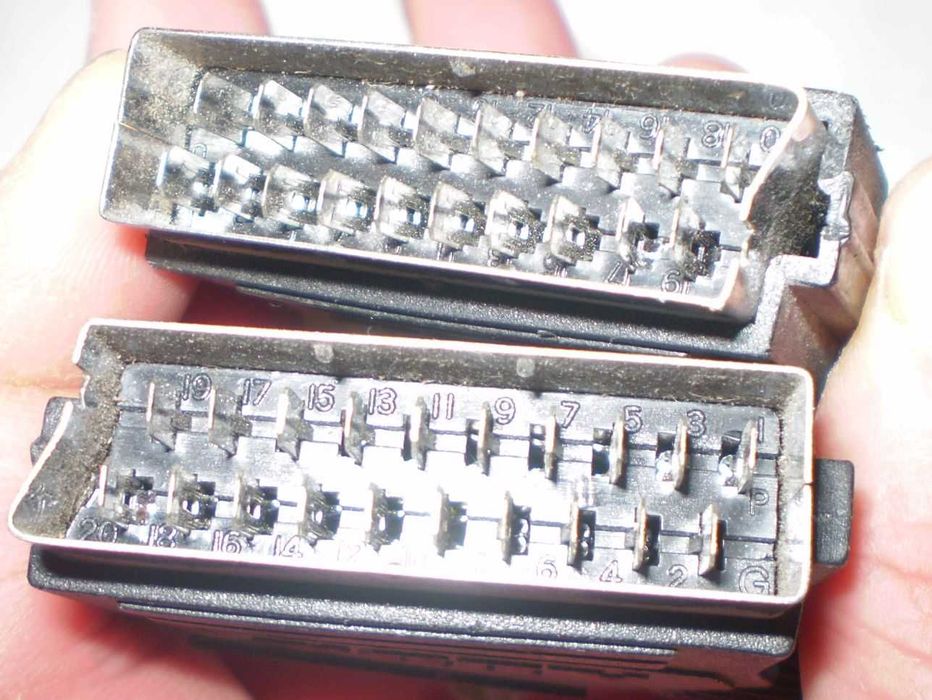 Кабель SCARTи др шнуры для TV ,DVD, ПК.Недорого.